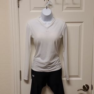 Underarmor Shirt, Shorts and Capris
